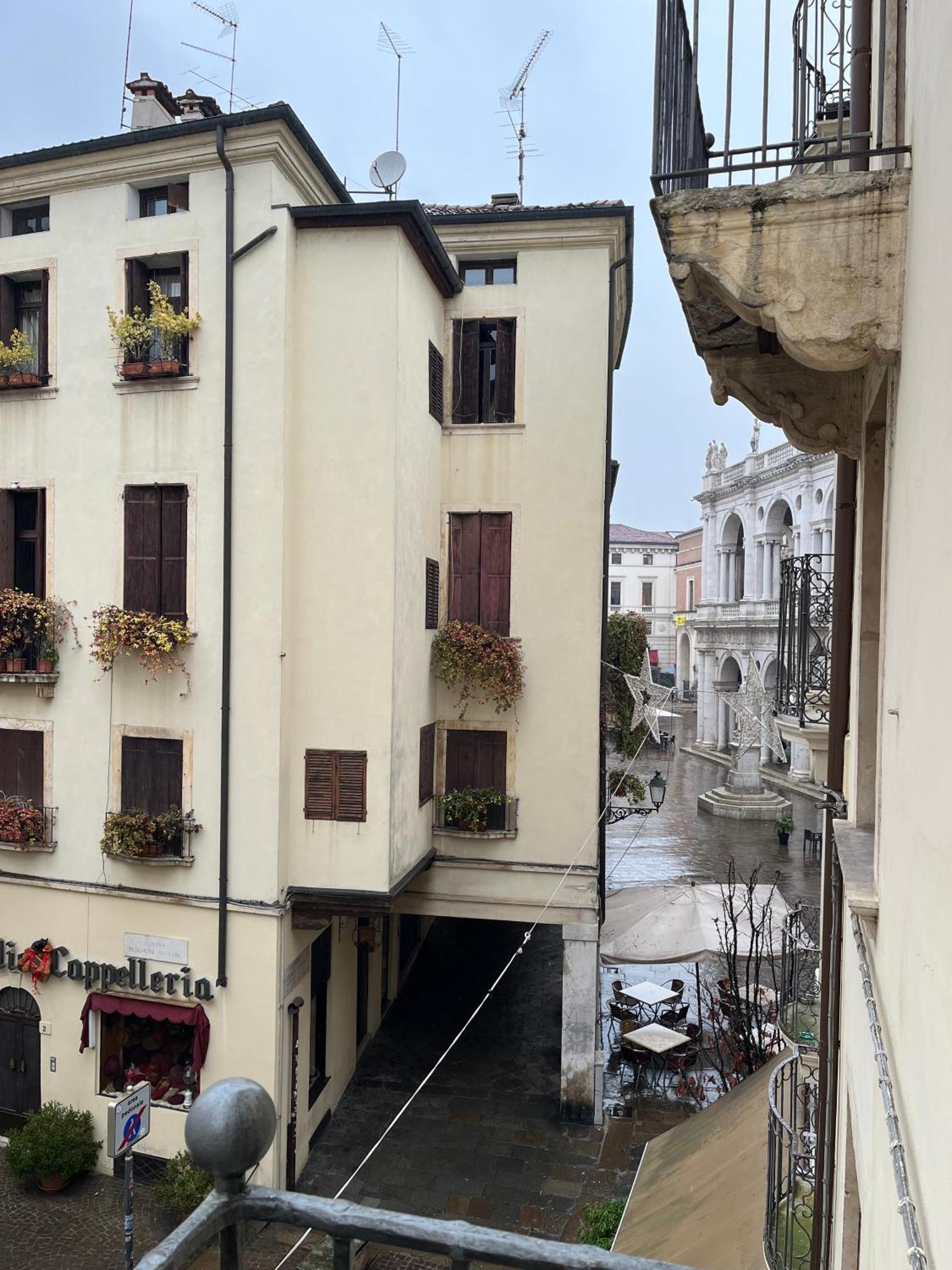 Il Campanile Leilighet Vicenza Eksteriør bilde